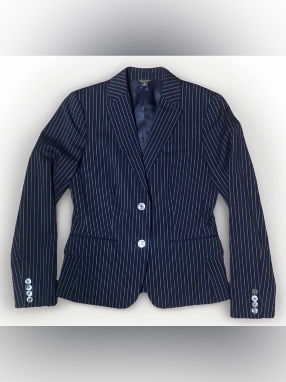Brooks Brothers Loro Piana Wool Stellita Fit Pin Stripe Woman’s Blazer Size 2